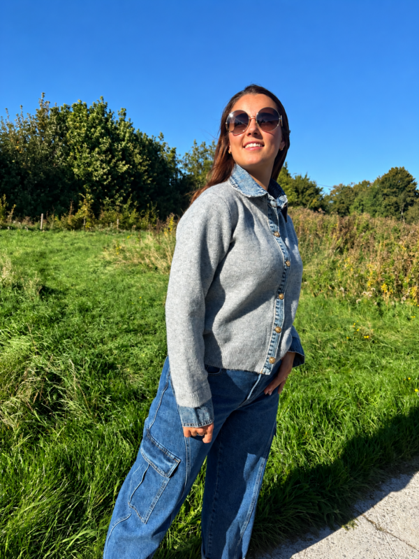 GREY DENIM COLLAR CARDIGAN