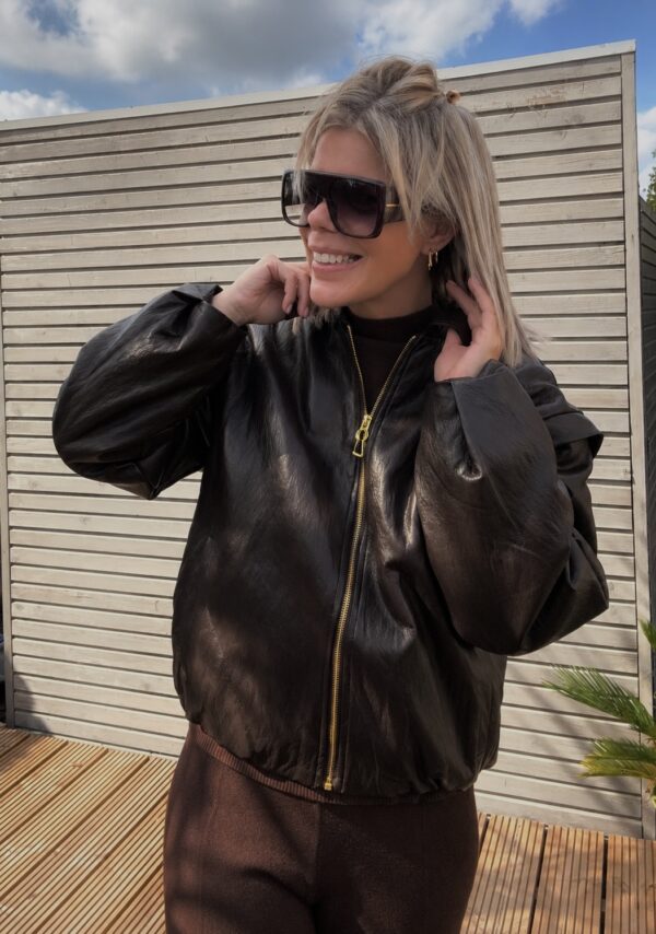THE CHOCOLATE JACKET