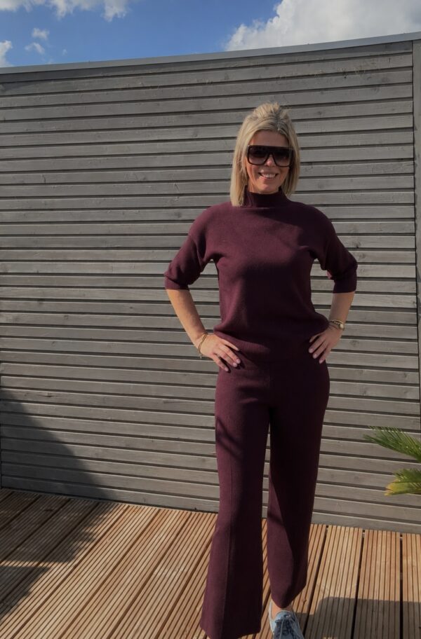 BURGUNDY SET