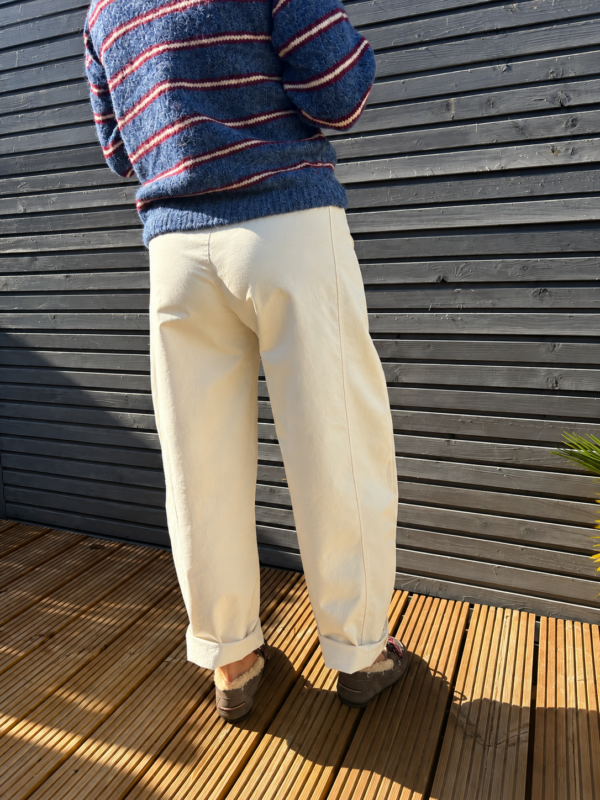 CREAM BARREL PANTS